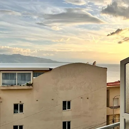 Gjoka Apartments, In Front Of Bougainville Bay *
