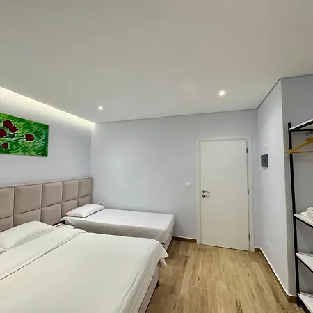 Appartamento Gjoka Apartments, In Front Of Bougainville Bay *