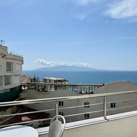 アパート Gjoka & Apartments, In Front Of Bougainville Bay *