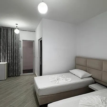 Gjoka & Apartments, In Front Of Bougainville Bay * Sarandë