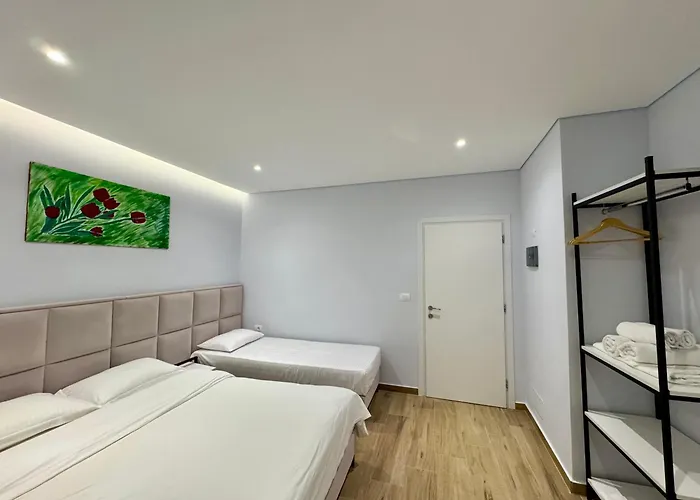 Apartamento Gjoka & Apartments, In Front Of Bougainville Bay *